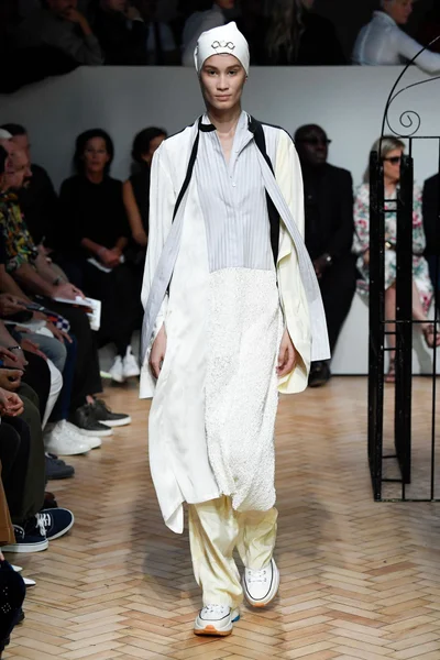 Look 51